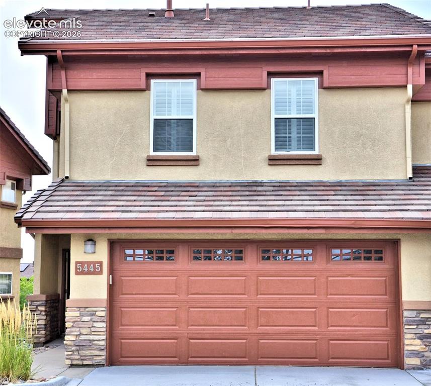 Caption: Front of townhouse