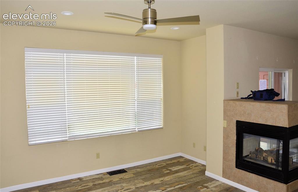 Image 2 of 15: Living Room