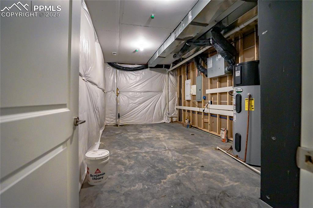 Image 27 of 42: Basement