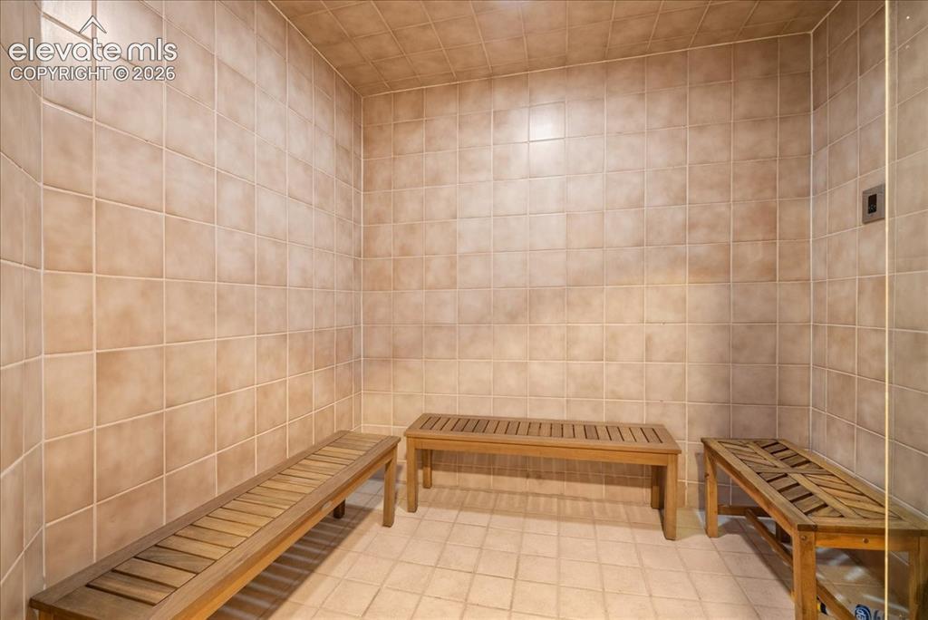 Image 27 of 37: Sauna