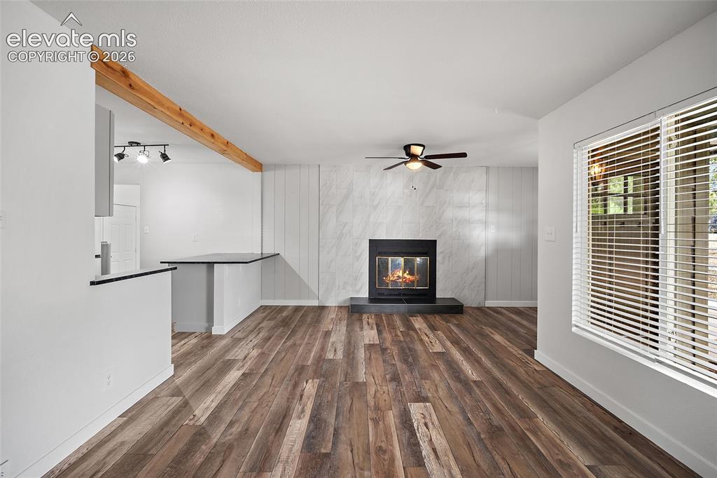 Image 11 of 29: Living Room