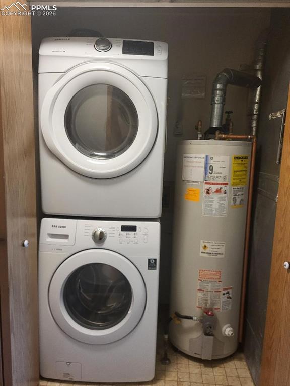 Image 13 of 27: Laundry