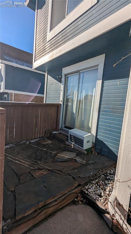 Image 24 of 27: Patio