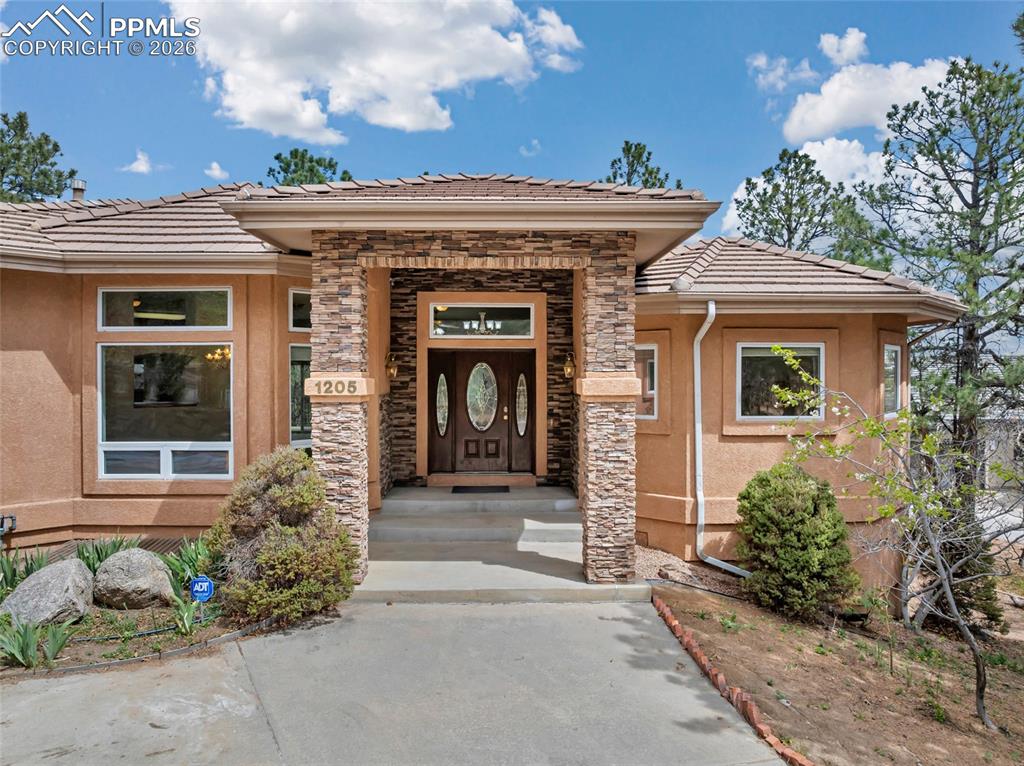 Image 1 of 44: Entry