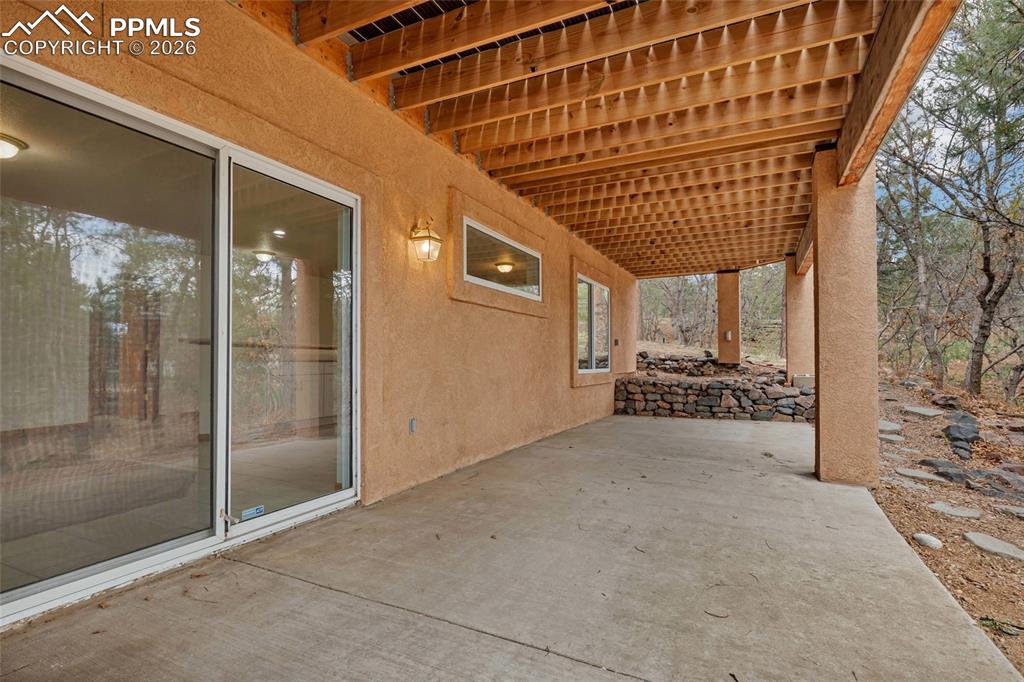 Image 20 of 44: Covered Patio