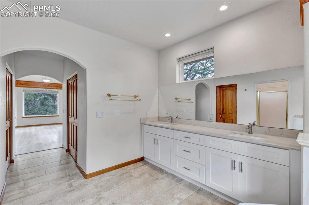 Image 30 of 44: Master Bathroom