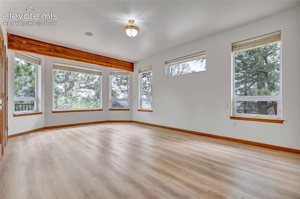 Image 9 of 50: Master Bedroom