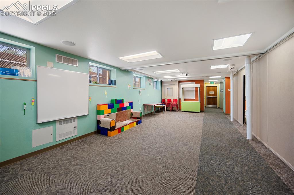 Image 29 of 49: Classrooms