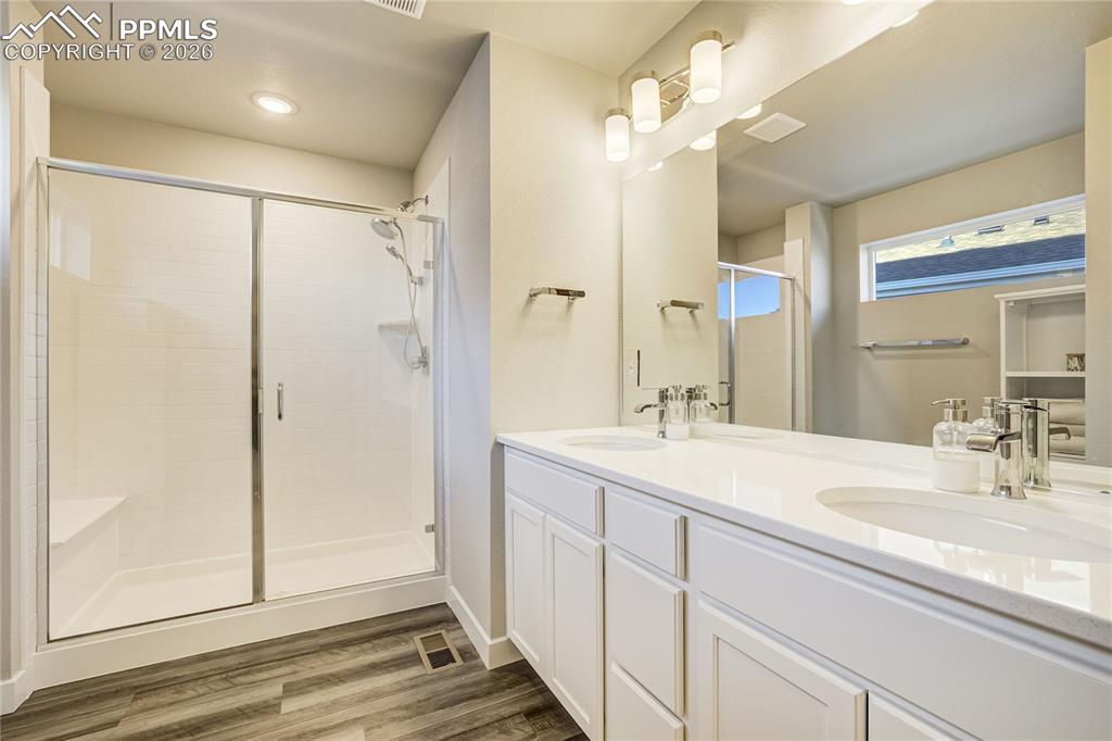 Image 24 of 45: Master Bathroom