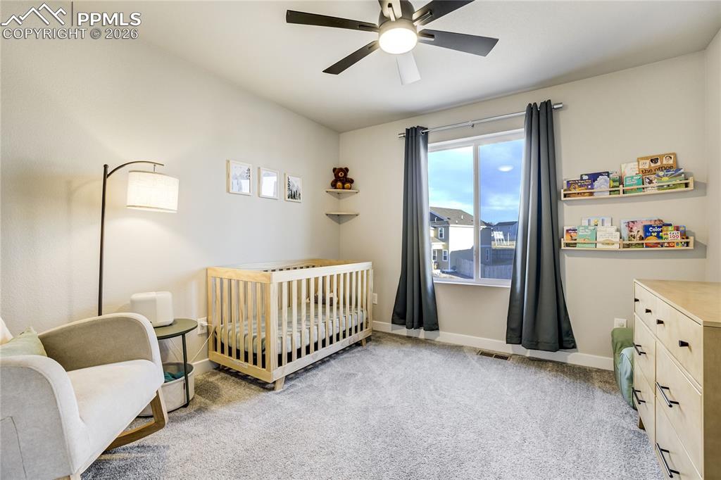 Image 28 of 45: Bedroom