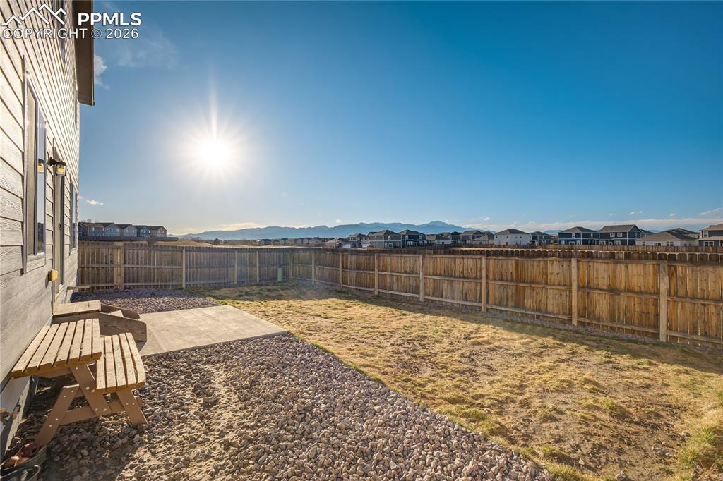 Image 36 of 45: View of Pikes Peak.