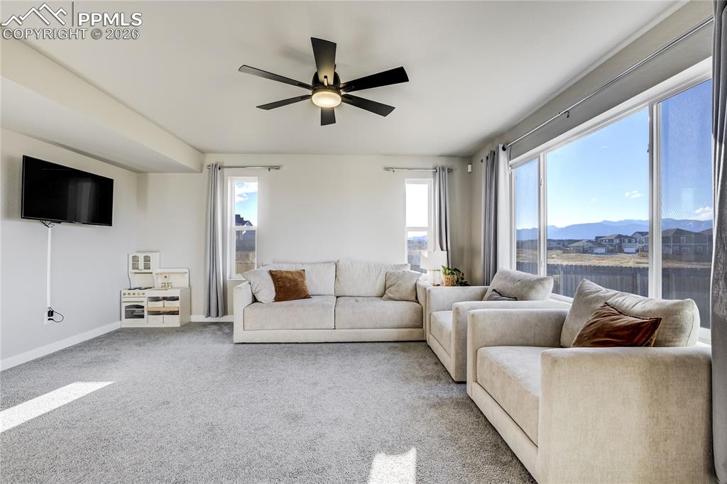 Image 8 of 45: Living Room