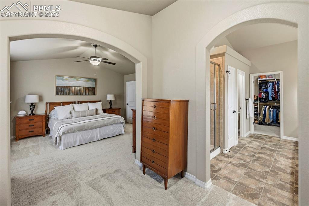 Image 16 of 41: Bedroom