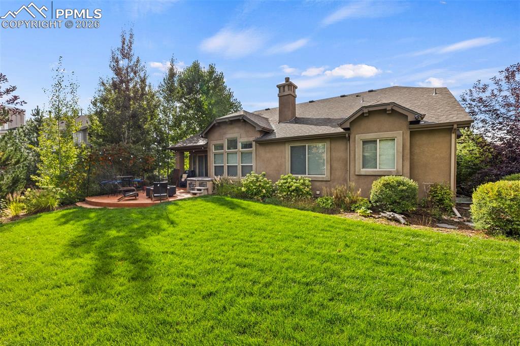 Image 32 of 41: Back of Structure