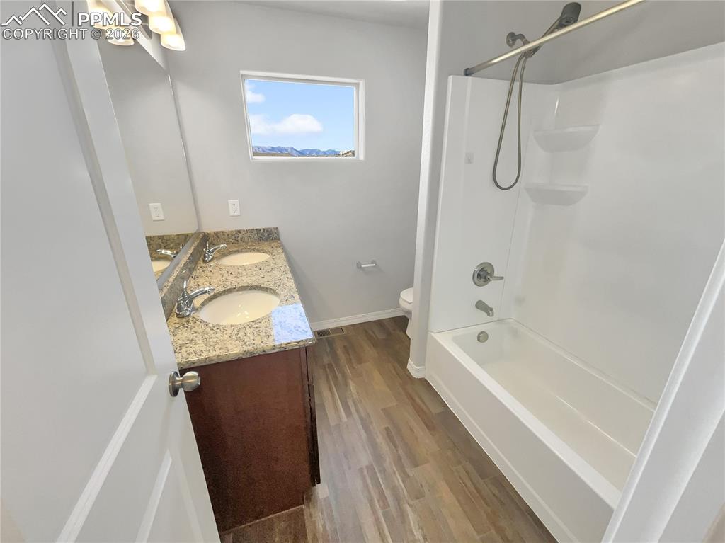 Image 10 of 20: No Description Available