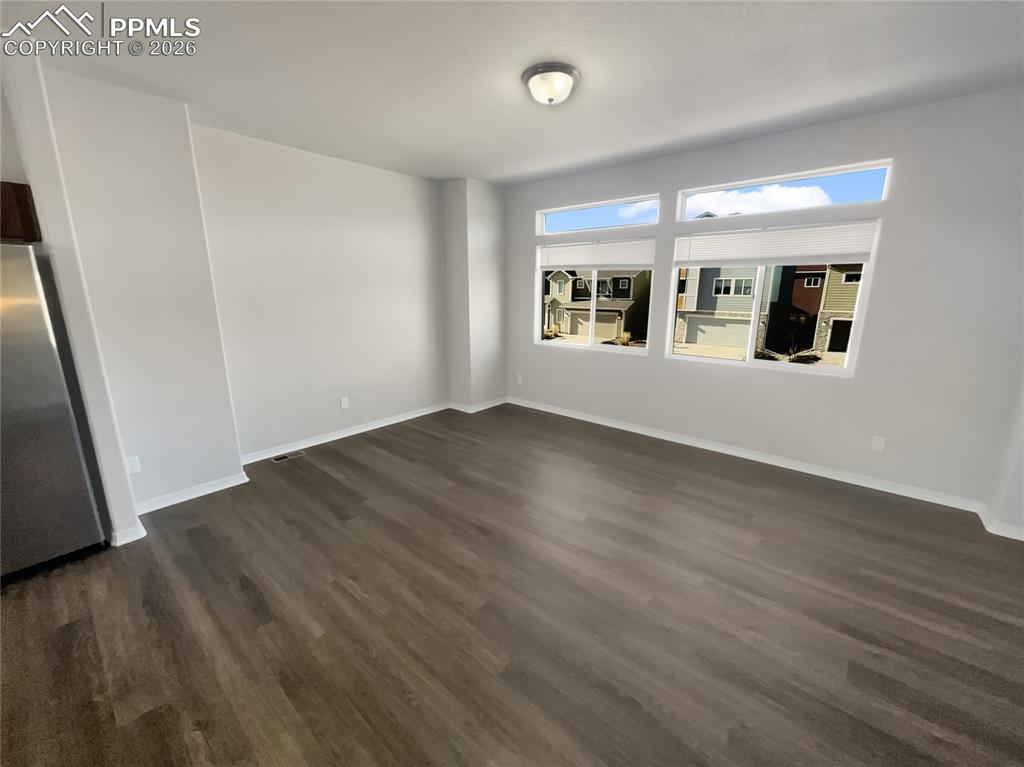 Image 3 of 20: No Description Available