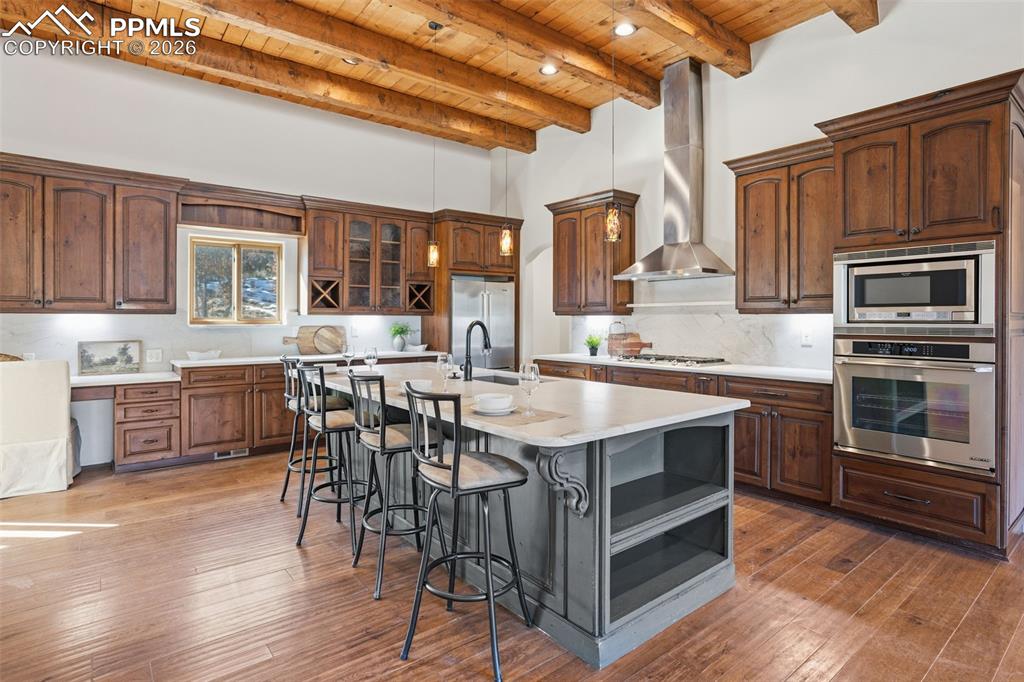 Image 26 of 50: Kitchen