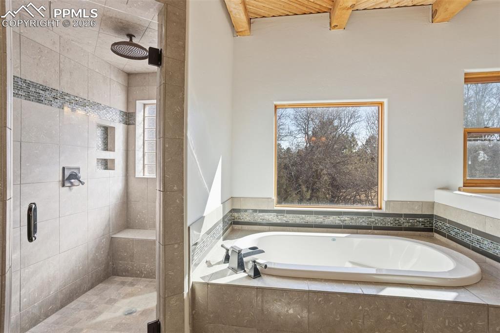 Image 34 of 50: Master Bathroom