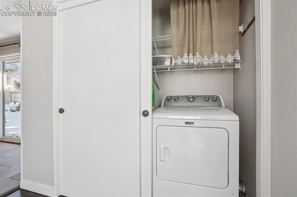 Image 25 of 26: Laundry