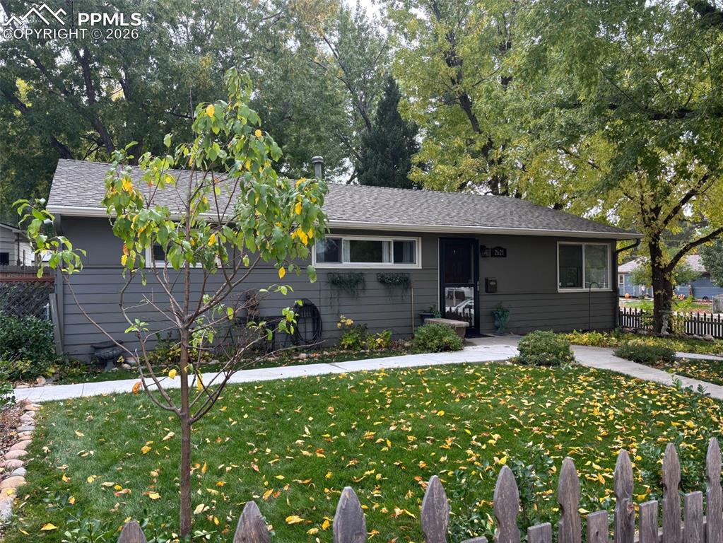 Image 4 of 26: Front of Structure