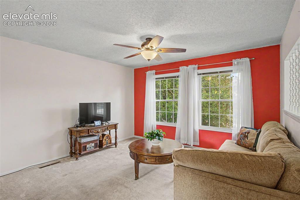 Image 5 of 15: Living Room