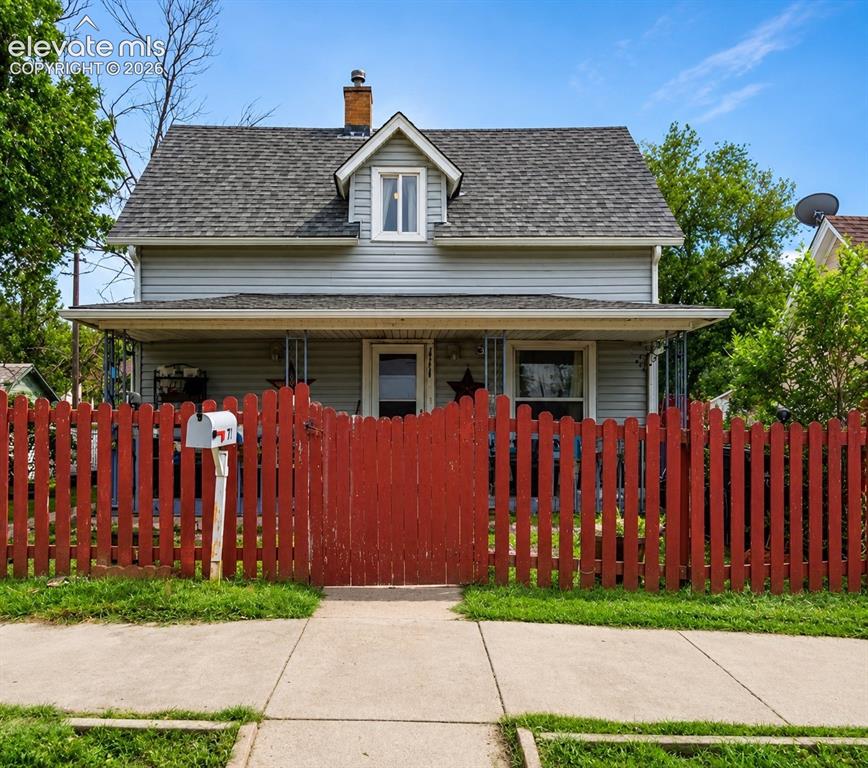 Image 1 of 15: Front of Structure