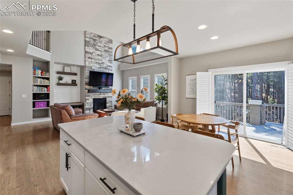 Image 16 of 48: Kitchen