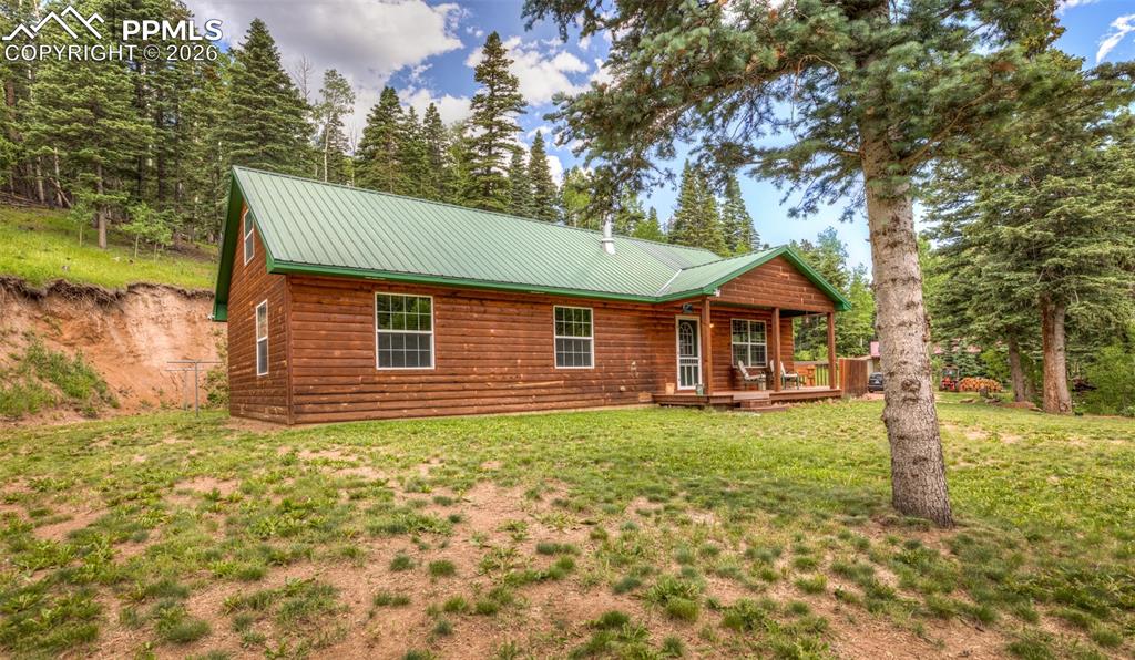 Image 8 of 50: Front of Structure