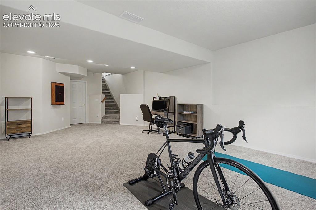 Image 18 of 32: Exercise Room