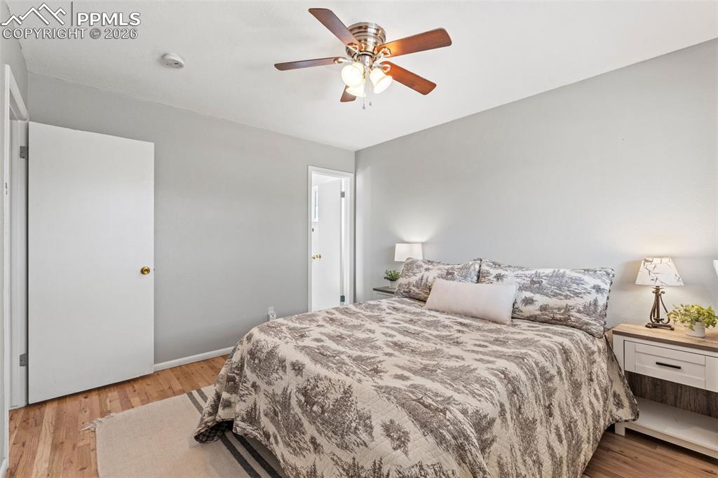 Image 25 of 39: No Description Available