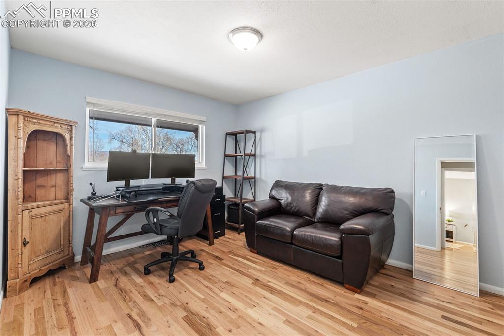 Image 29 of 39: No Description Available