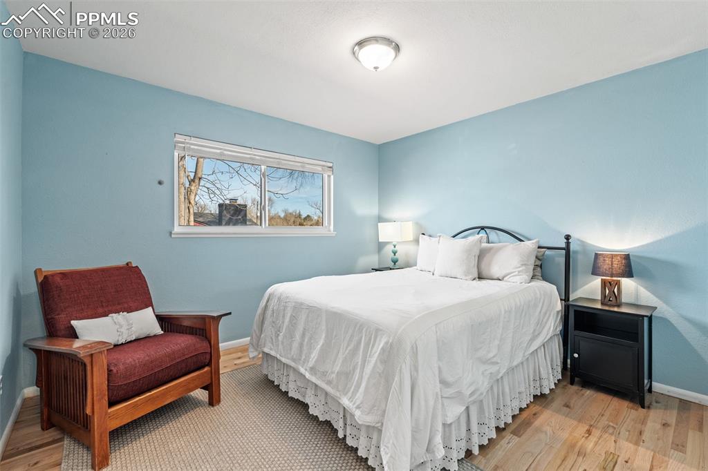 Image 33 of 39: No Description Available