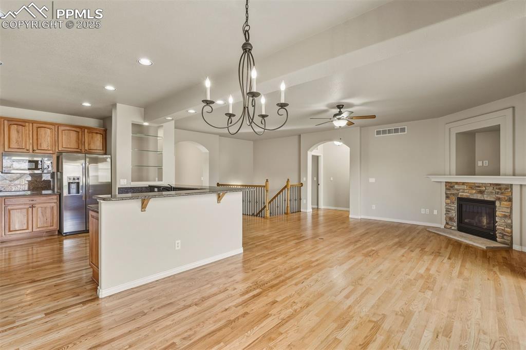 Image 12 of 46: Kitchen