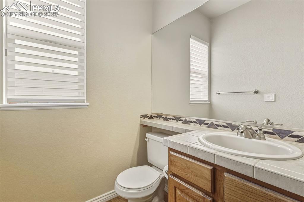 Image 23 of 46: Bathroom