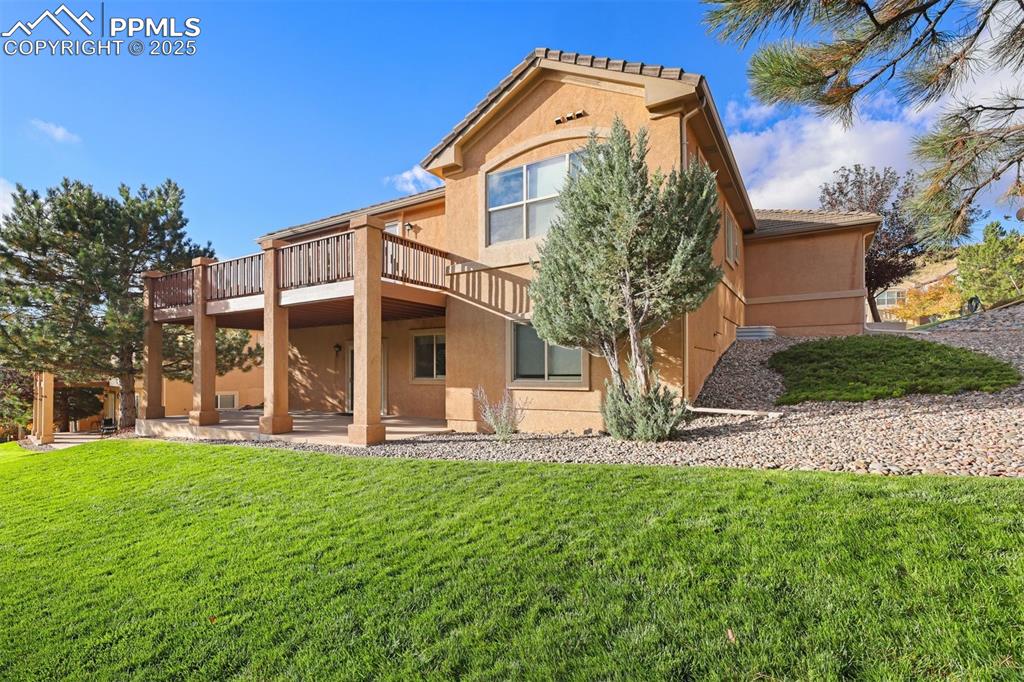 Image 38 of 46: Back of Structure