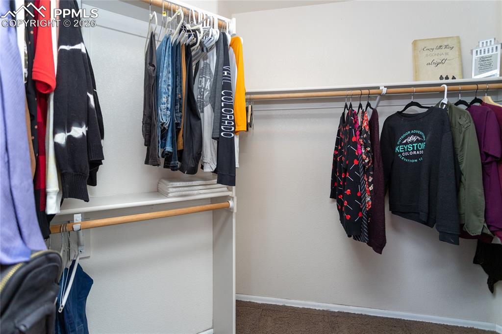 Image 29 of 49: Closet