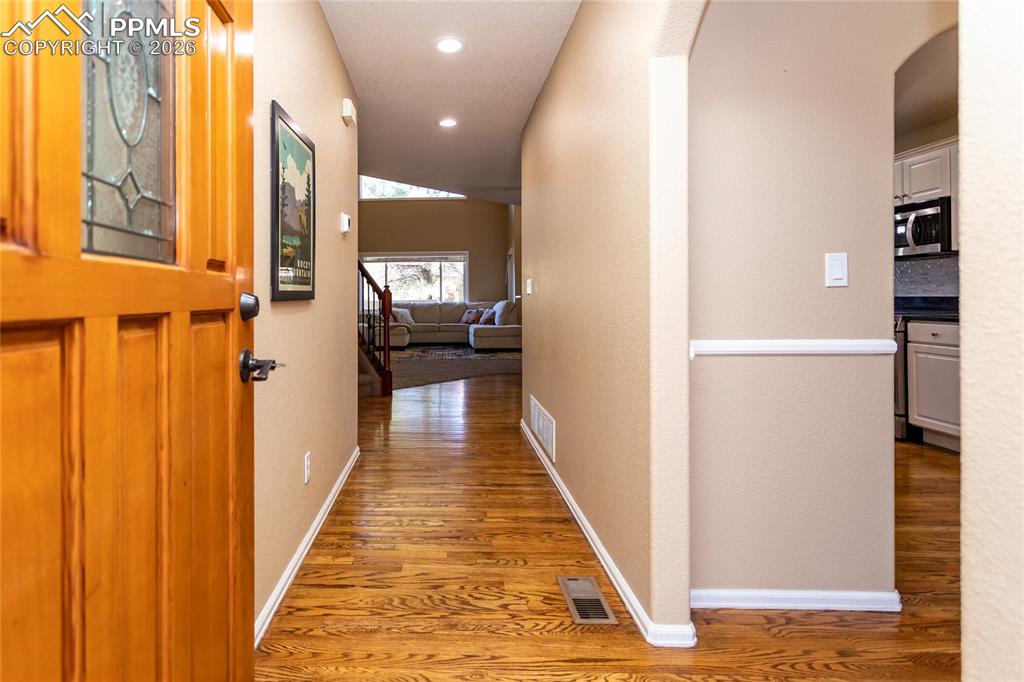 Image 4 of 49: Entrance Foyer