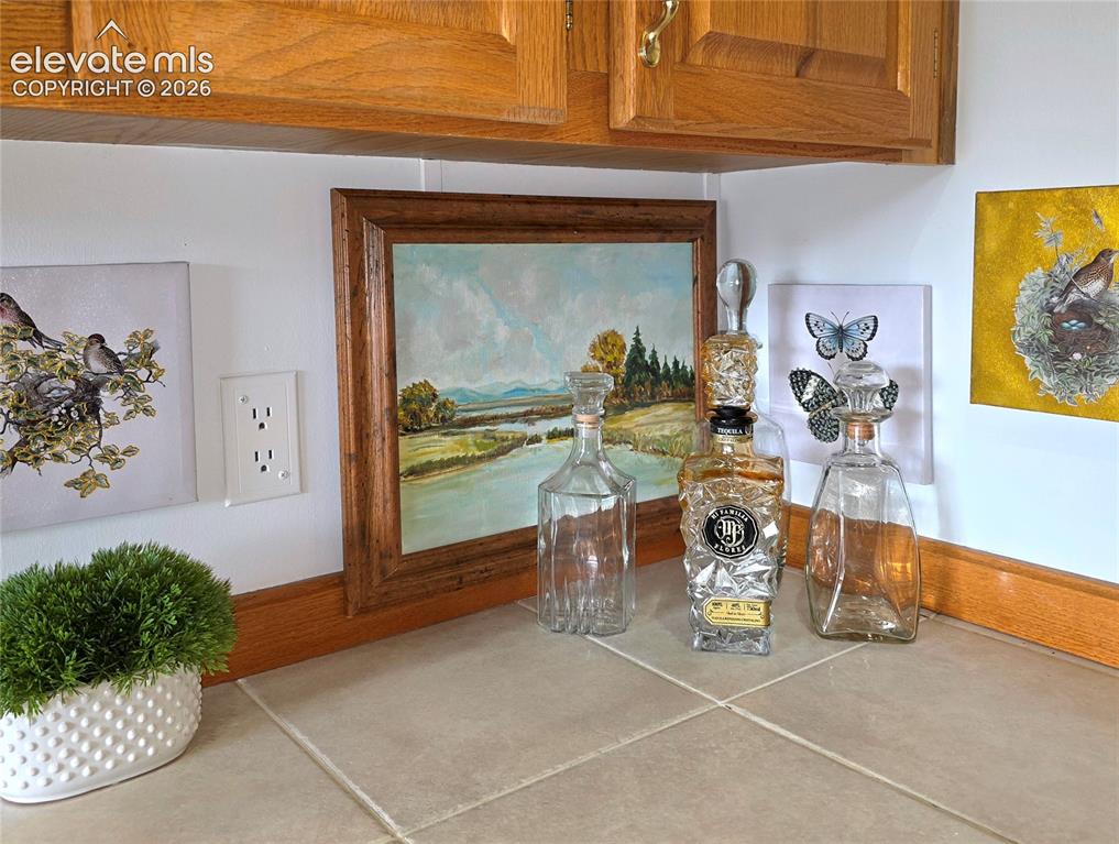 Image 18 of 50: Kitchen