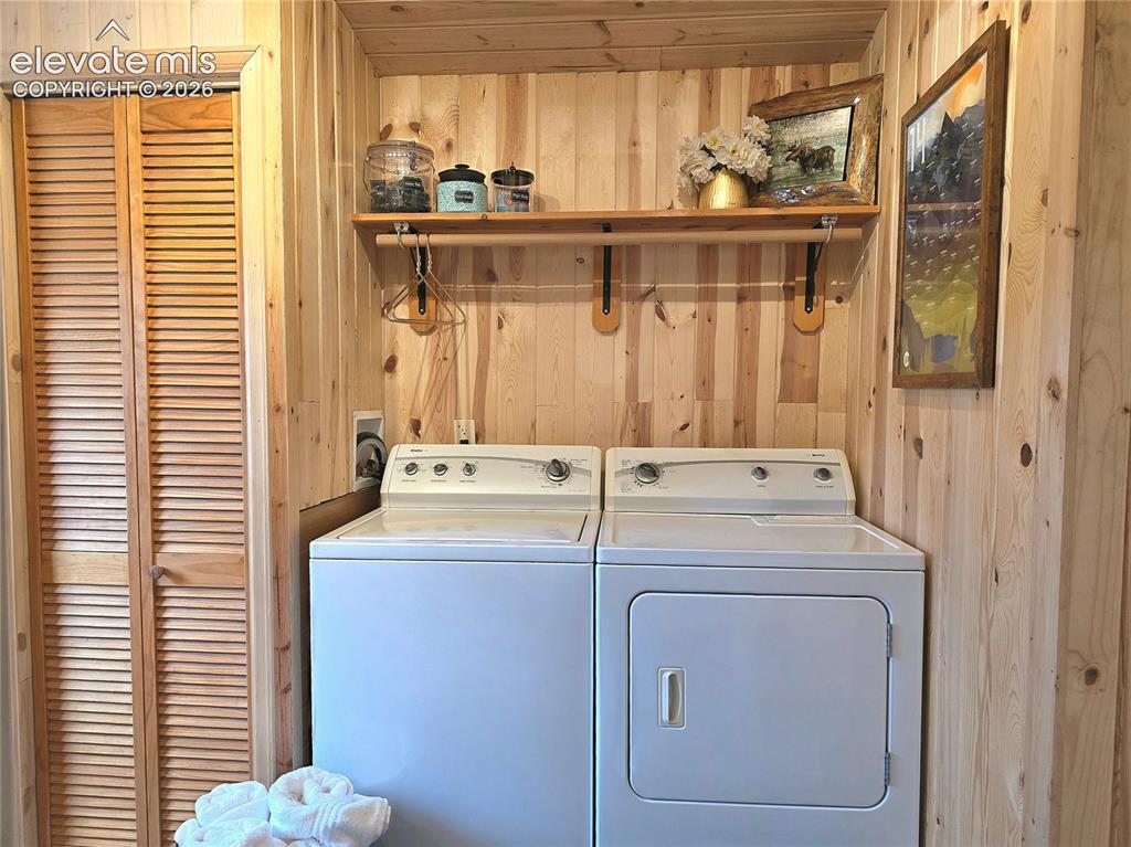 Image 19 of 43: Laundry