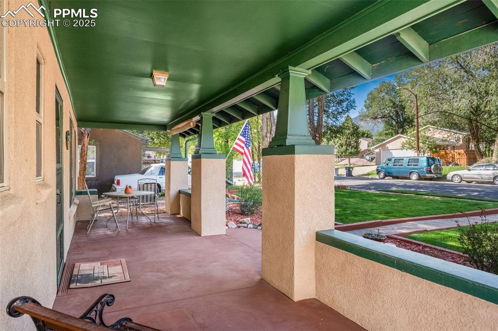 Image 4 of 27: front porch