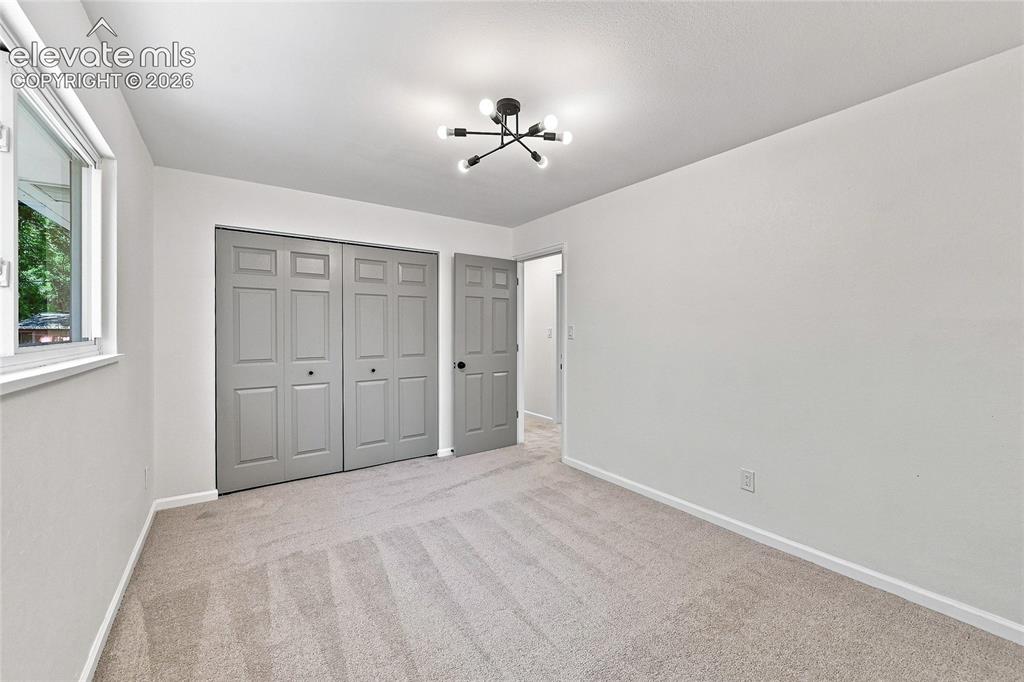 Image 17 of 28: Bedroom