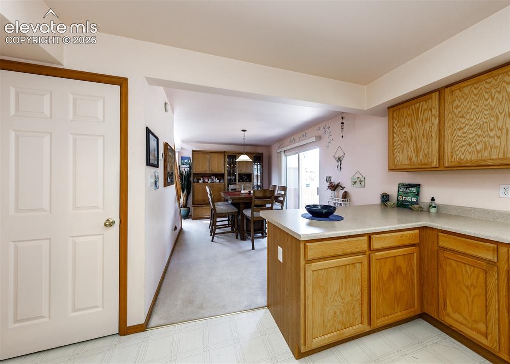 Image 13 of 26: Kitchen