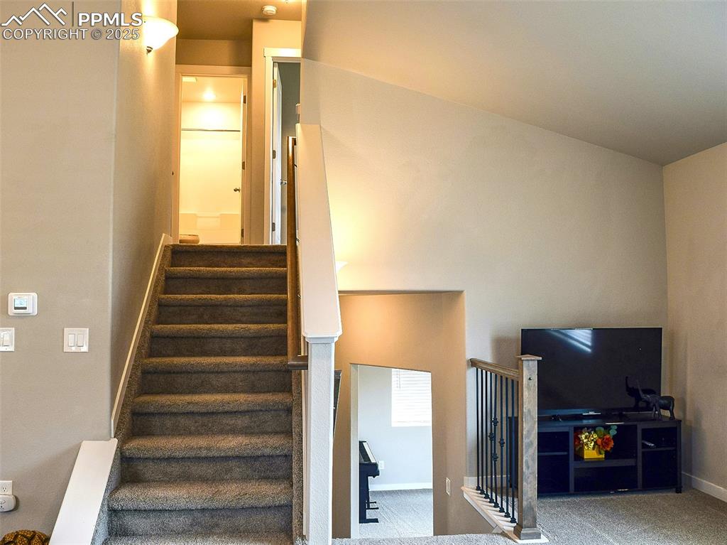 Image 12 of 38: Family Room