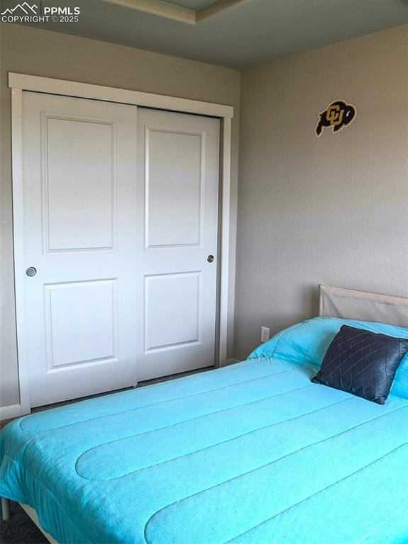 Image 20 of 38: Bedroom