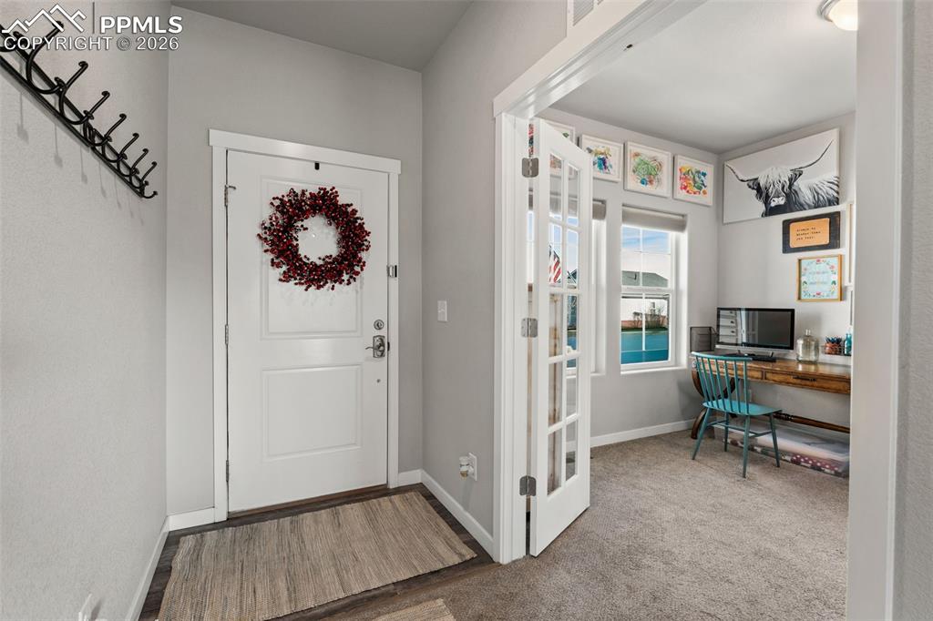 Image 4 of 42: Entry