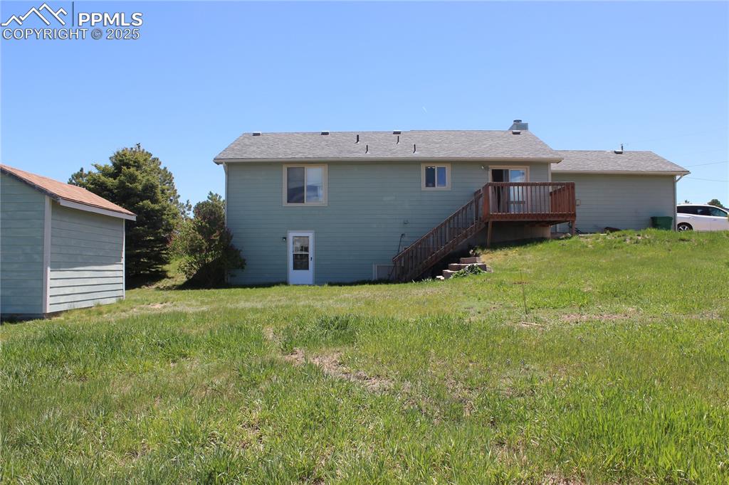 Image 26 of 27: Back of Structure