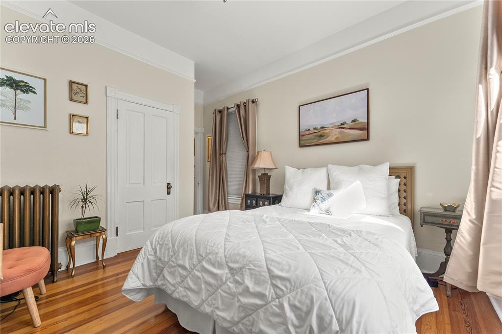 Image 12 of 42: Bedroom