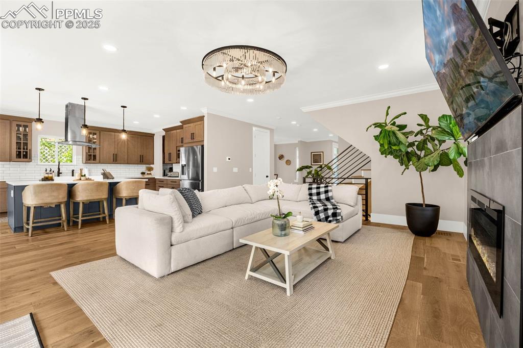 Image 8 of 47: Living Room
