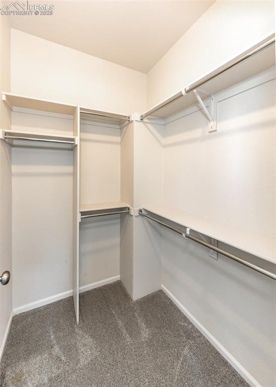 Image 20 of 37: Closet