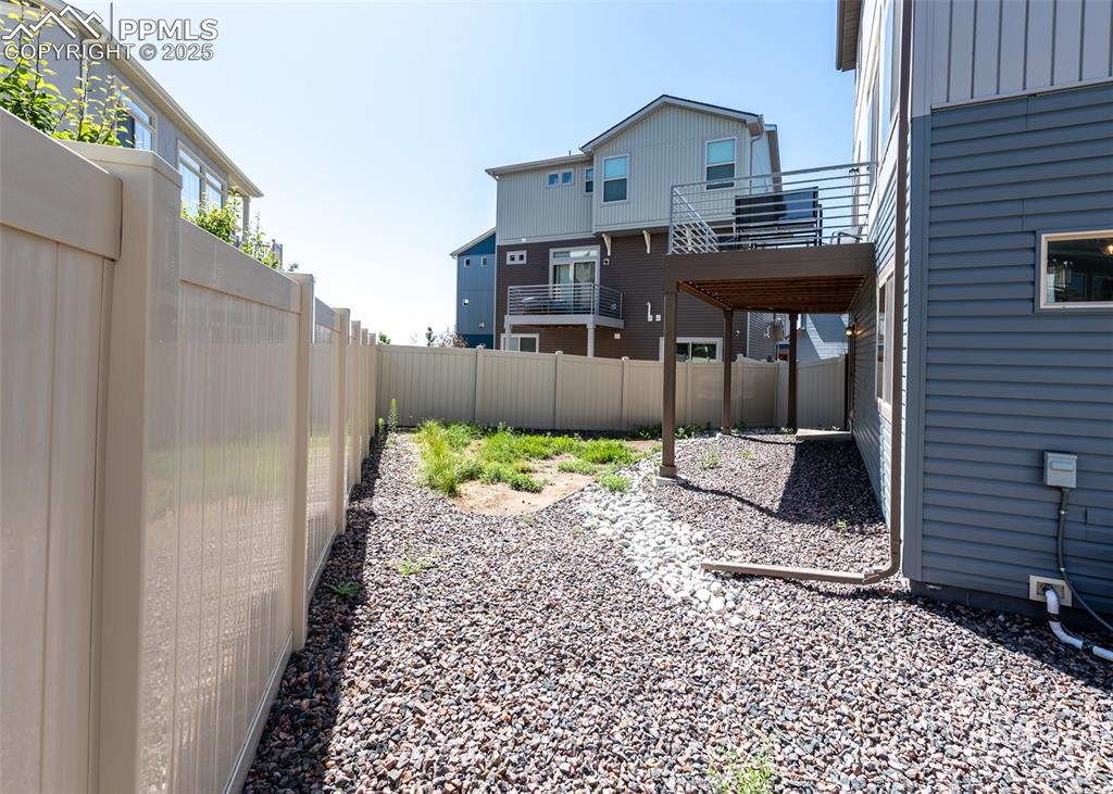 Image 37 of 37: Yard